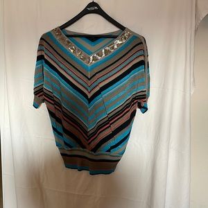 Short sleeve sweater